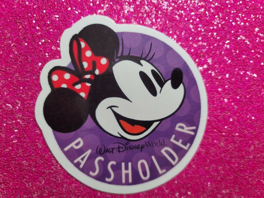 Walt Disney World Annual Passholder Minnie Mouse
