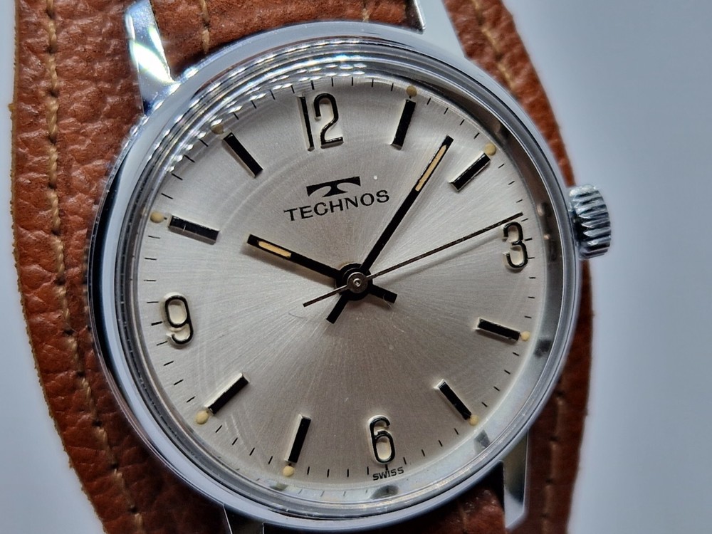 vintage unisex Technos watch manual wind 31mm