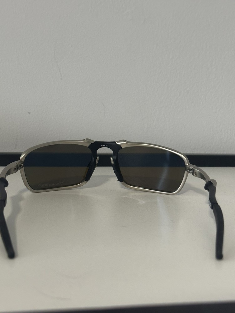 Oakley Badman Metal Silver Frame Polarized Blue iridium Lens Sunglasses