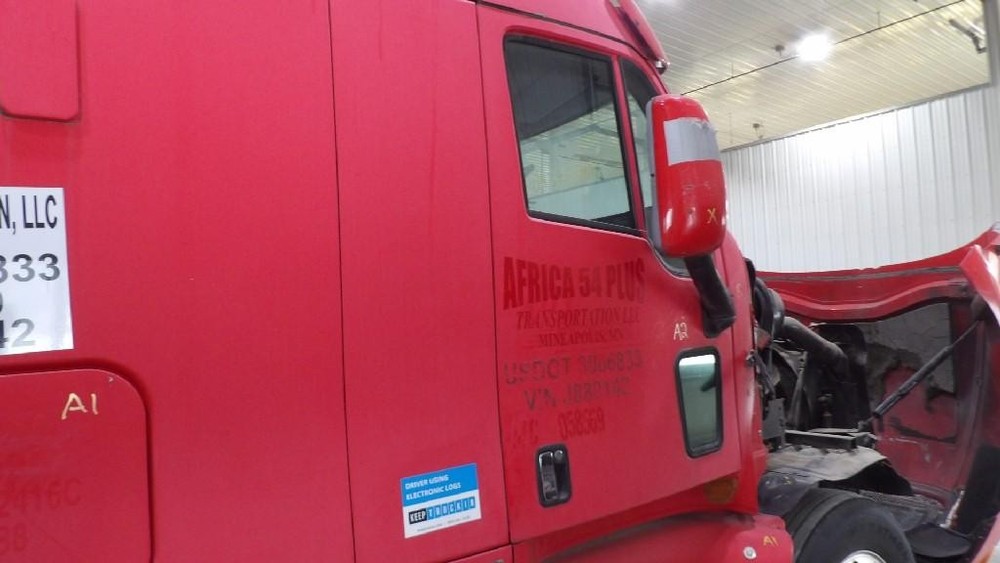 For 2002 KENWORTH T2000 1997-2010 DOOR ASSEMBLY Right ,  MN