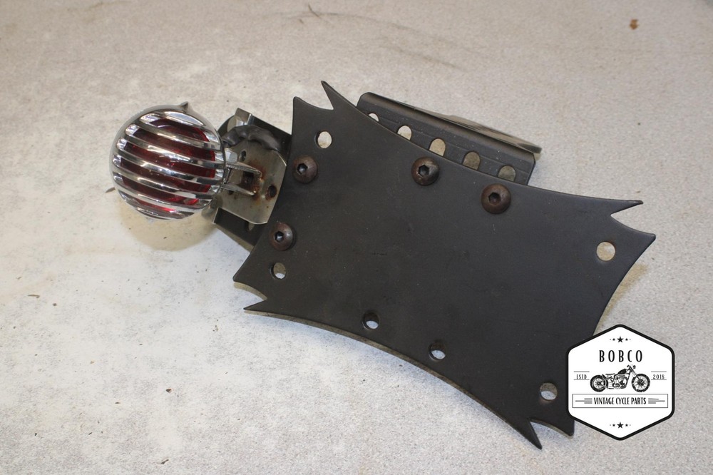AXLE MOUNT LICENSE PLATE BRACKET AND BRAKE TAIL LIGHT D15-1129.TT