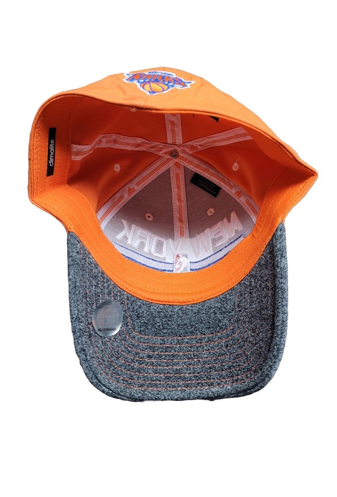 adidas New York Knicks Practice Hat 2-Tone Structured Cap Flex Fit S/M