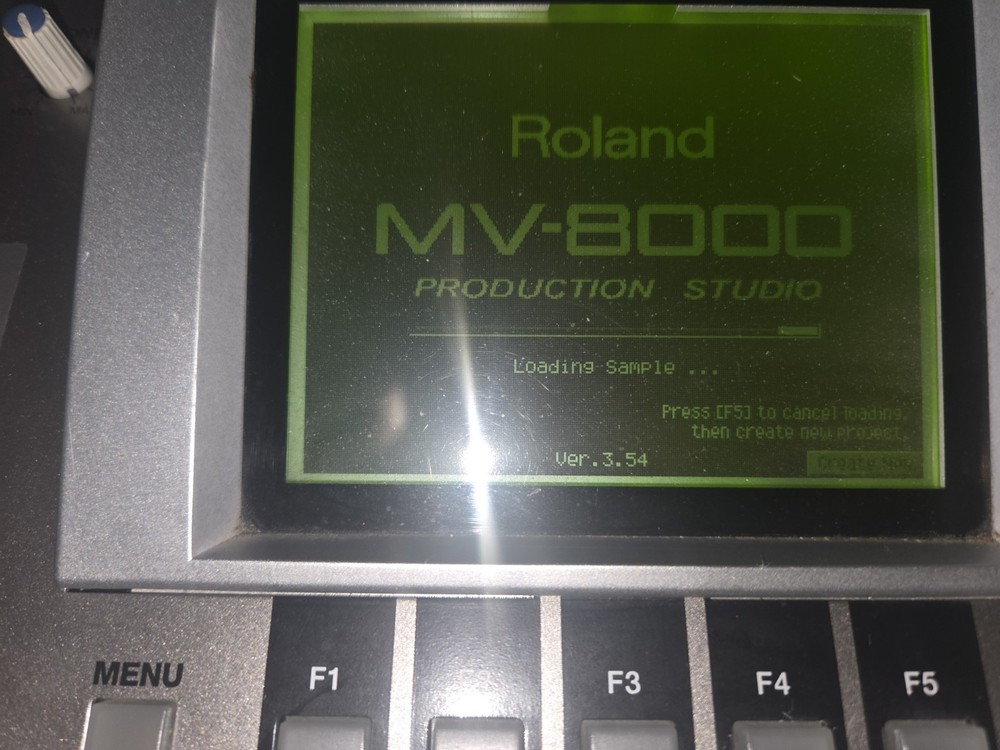 Roland  MV-8000 Production Studio Sampler MIDI Sequencer Workstation