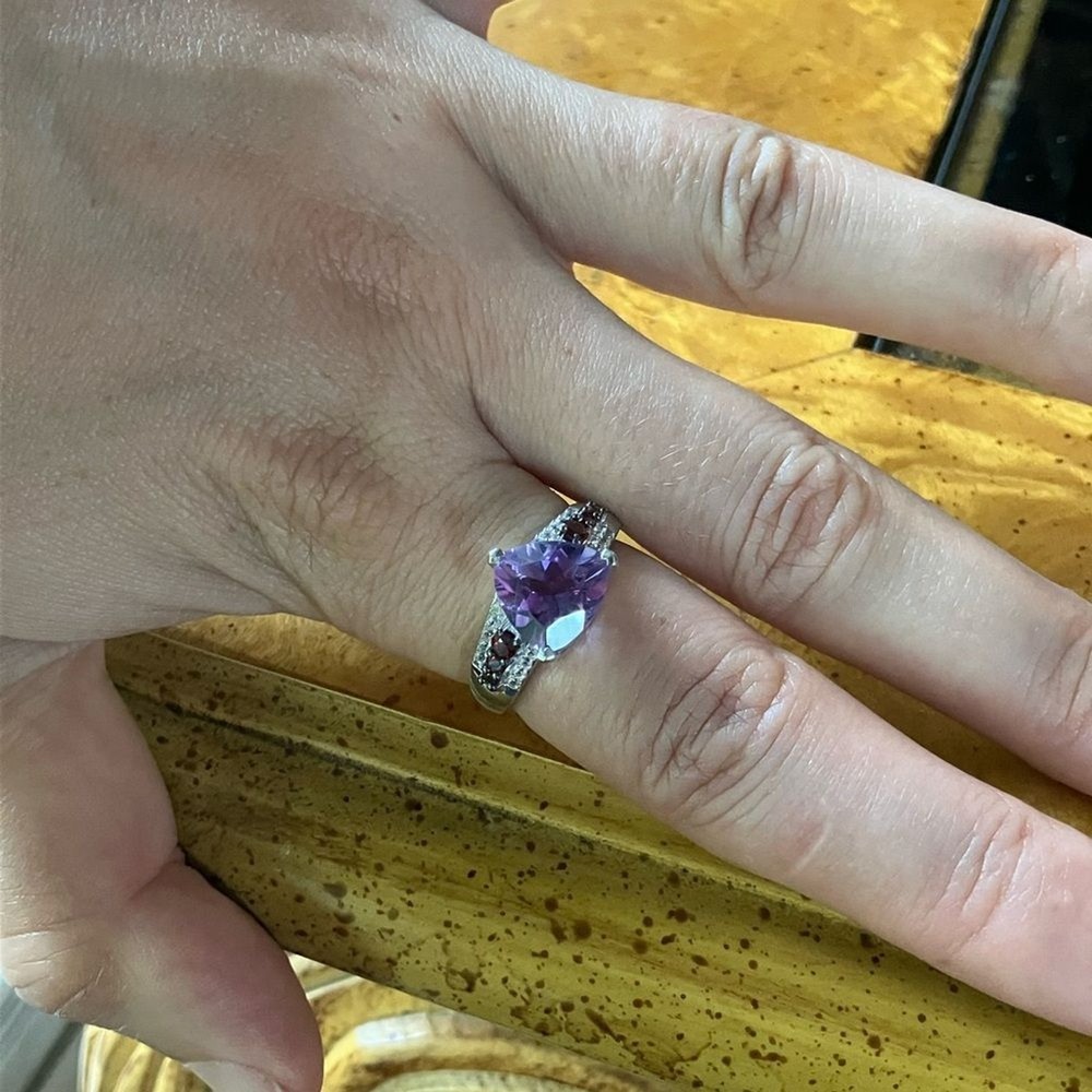 Moroccan Amethyst Red Garnet Sterling Silver Ring Size 8
