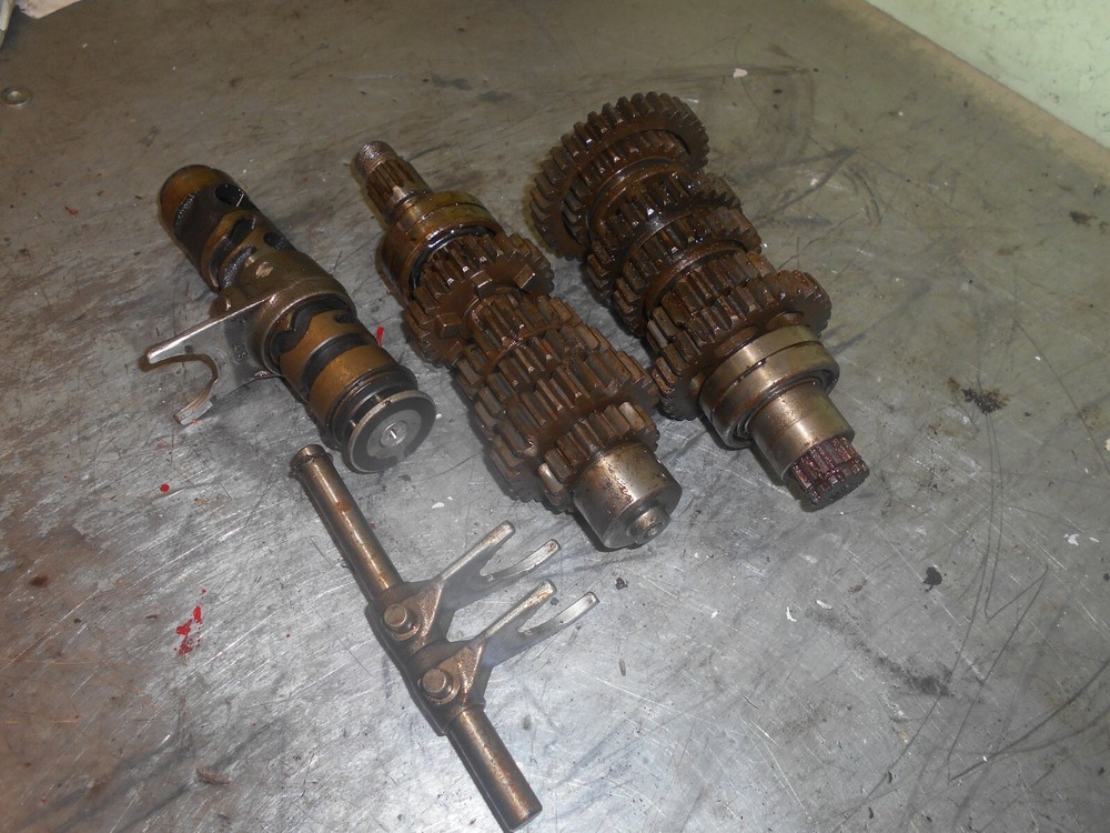 kawasaki gpz 550 h gearbox