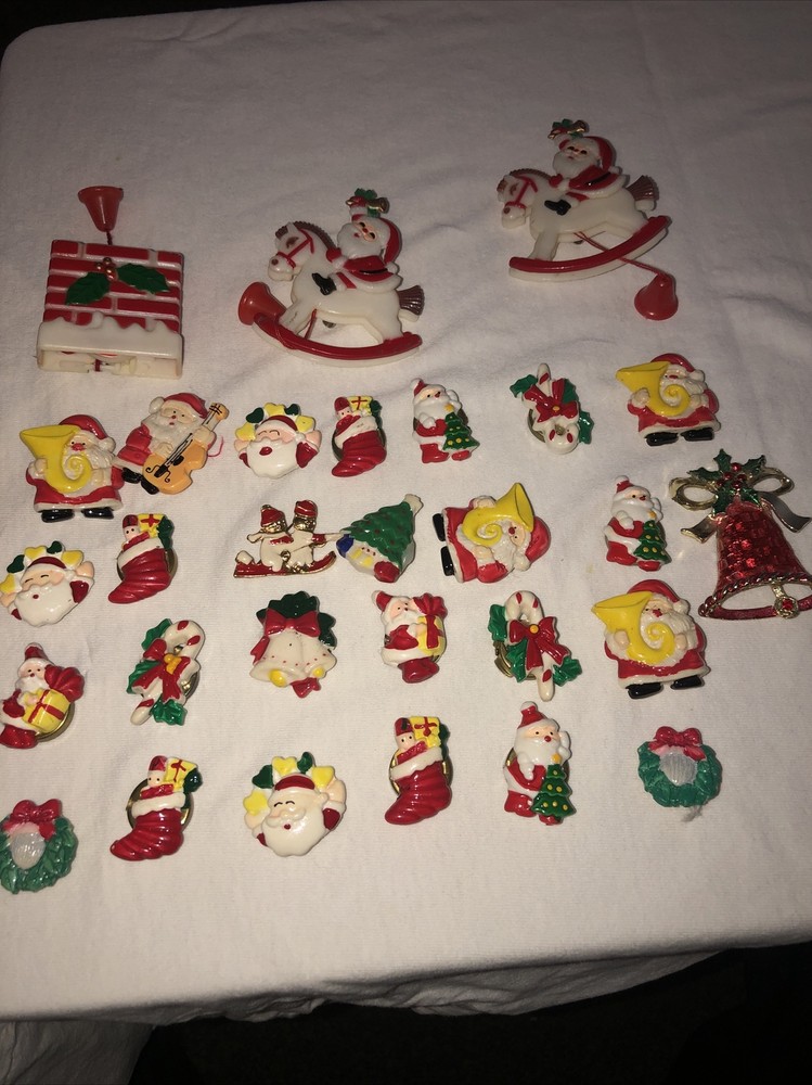 Christmas pin