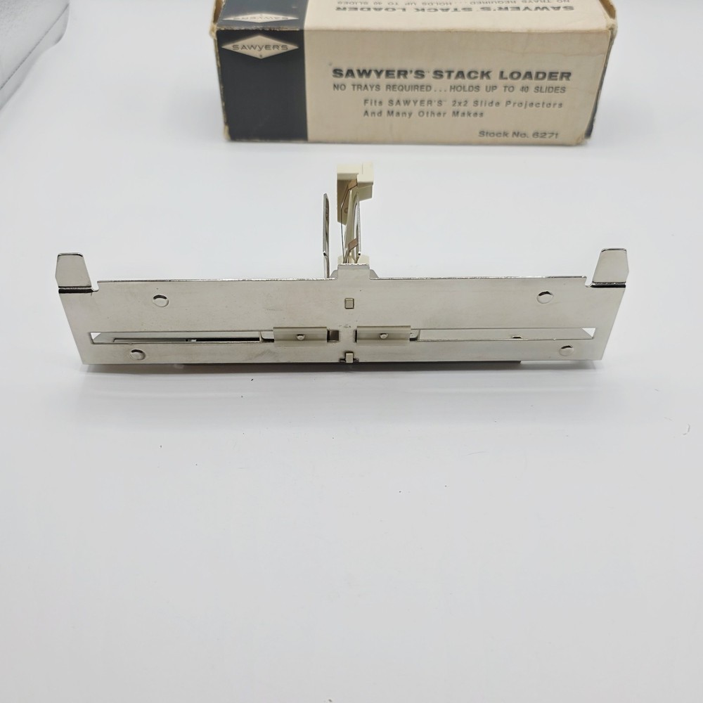 Vintage Sawyers STACK LOADER 6271 for 2x2 Slide Projectors with Original Box