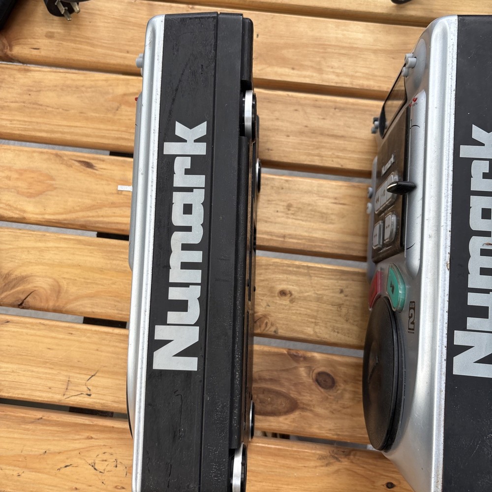 Numark Axis 2 Professional CD Player STICKY SEE **PICTURES**