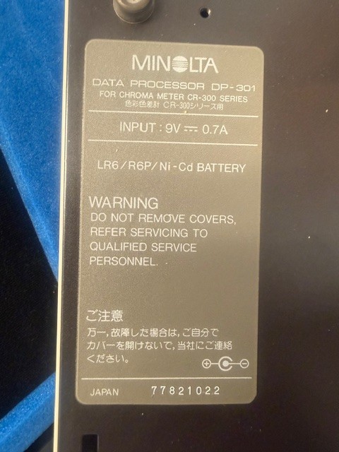 Minolta Data Processor DP-301, CR-300 Series Chroma Meter, Case Kit