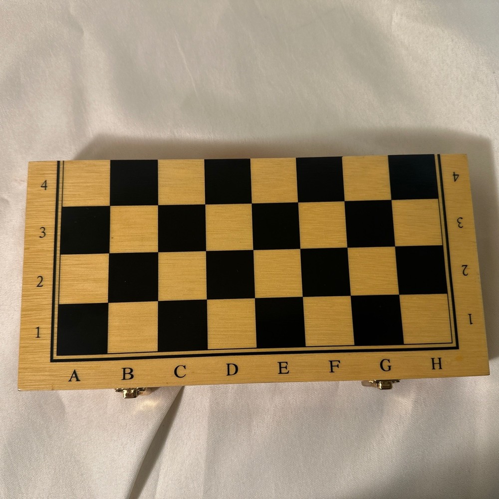 Chinese Craft Chess set With Case.