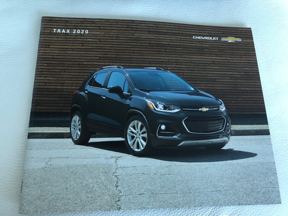 2020 CHEVY TRAX 24-page Original Sales Brochure