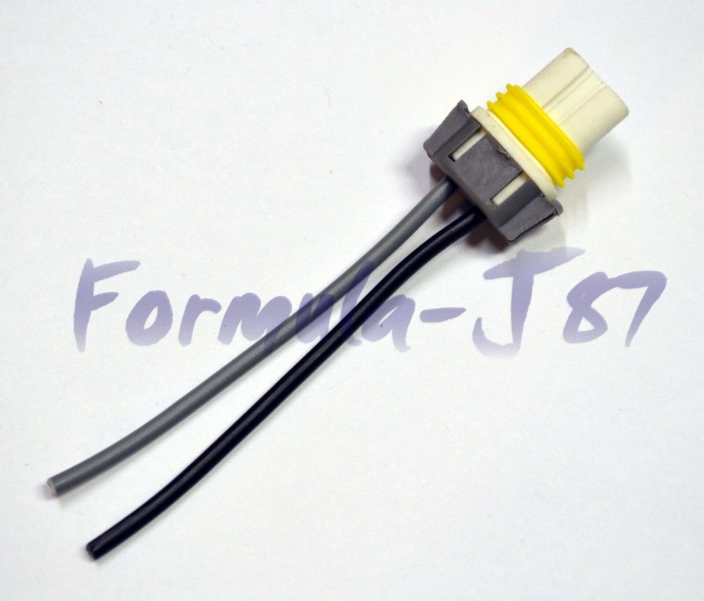 Wire Pigtail Female Ceramic 9045 Fog Light Two Harness Bulb Socket Plug Replace