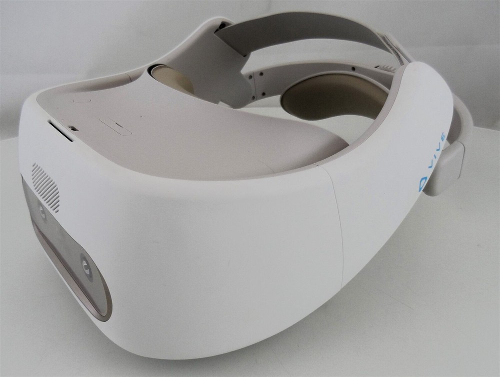 HTC VIVE Focus (99HANV020-00) Enterprise Wireless VR Kit (B)