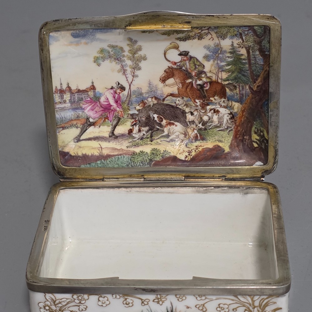 Very Fine Antique KPM table snuff box silver mount