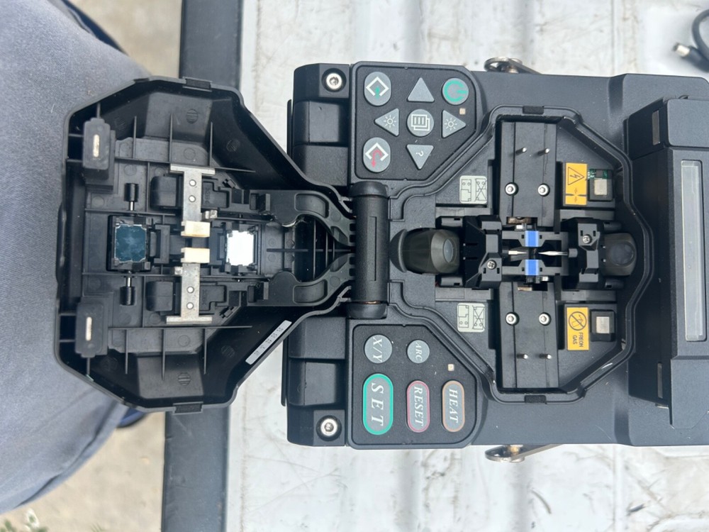fujikura 50R splice machine