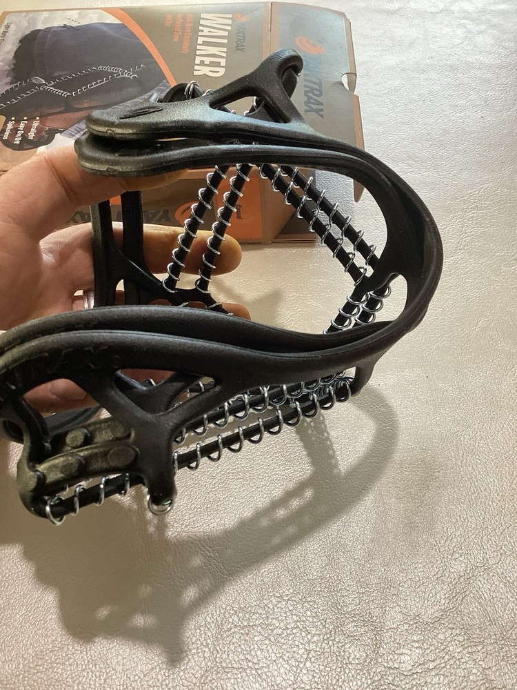 Yaktrax Walker - Size Medium, Black NOS