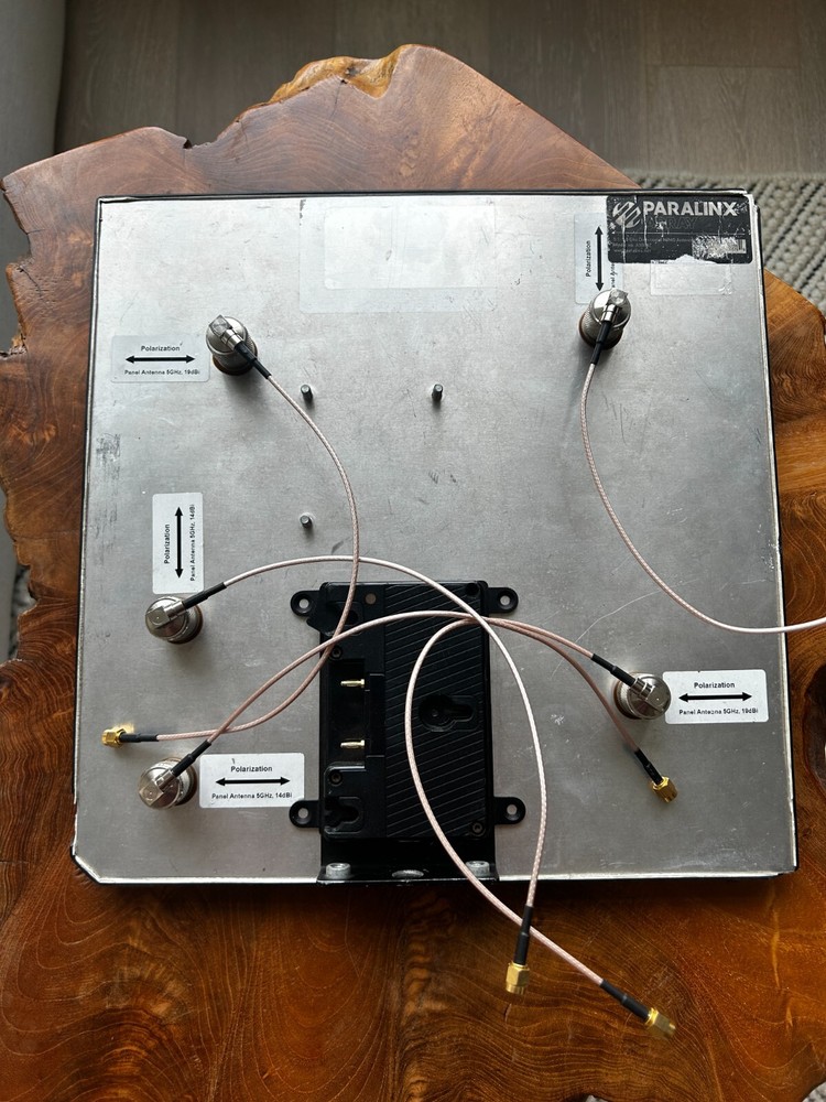 Paralinx Panel Array Antenna with Gold Mount Plate (#1)