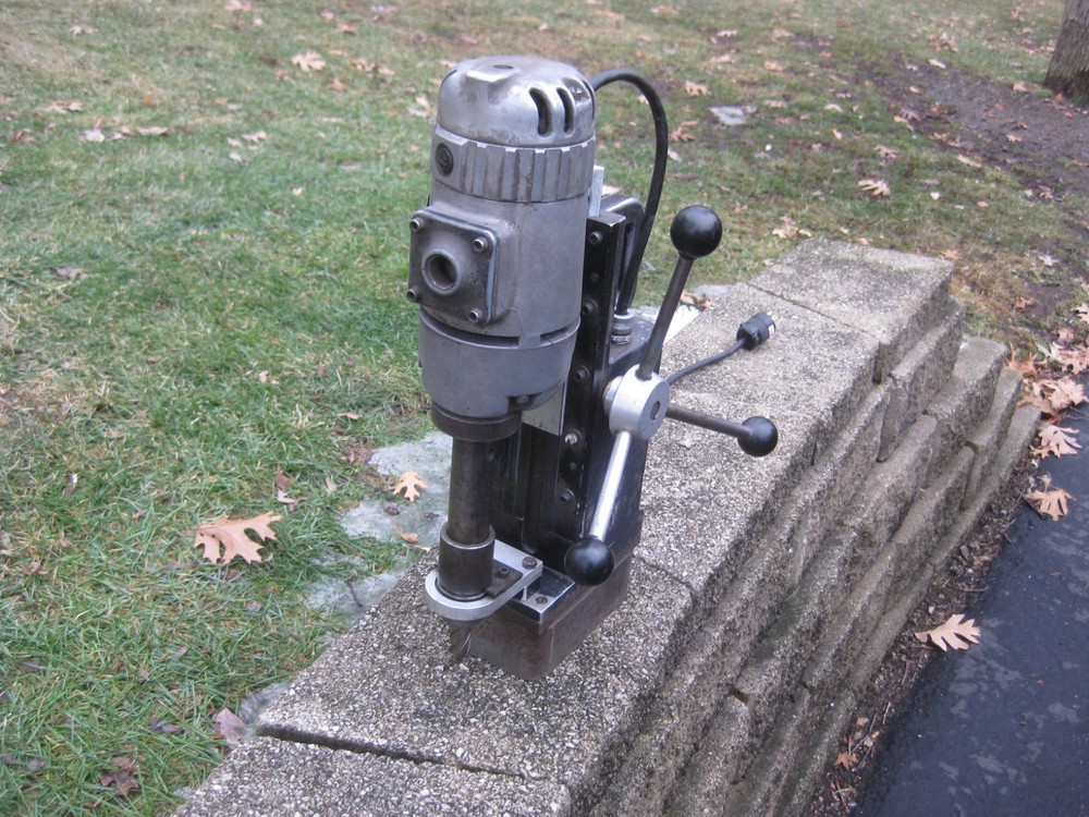 Jancy Slugger Mag Magnetic Drill Press, Drill Works Great, Magnet Does Not Work