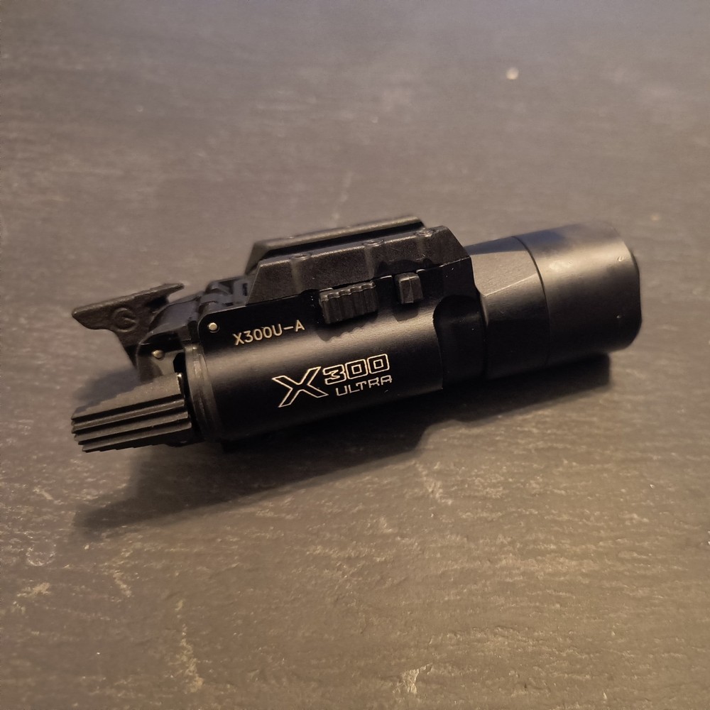 Surefire X300U-A With Emissary Development Paddle Shifter