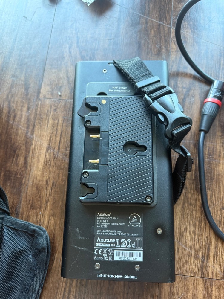 Aputure LS C120d II Light storm Kit - *Excellent condition*