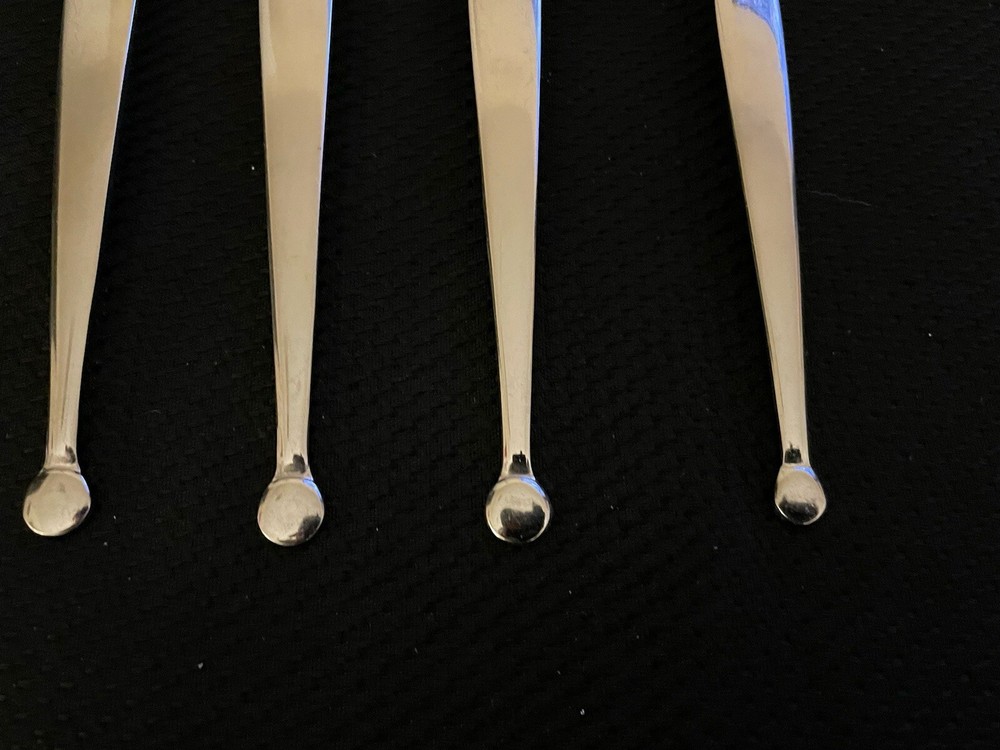 6 Pieces Post Modern Stainless Circle Tip Handle Korea 18/10