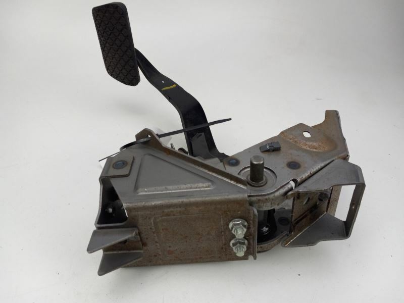 2007 MAZDA CX-7 BRAKE PEDAL