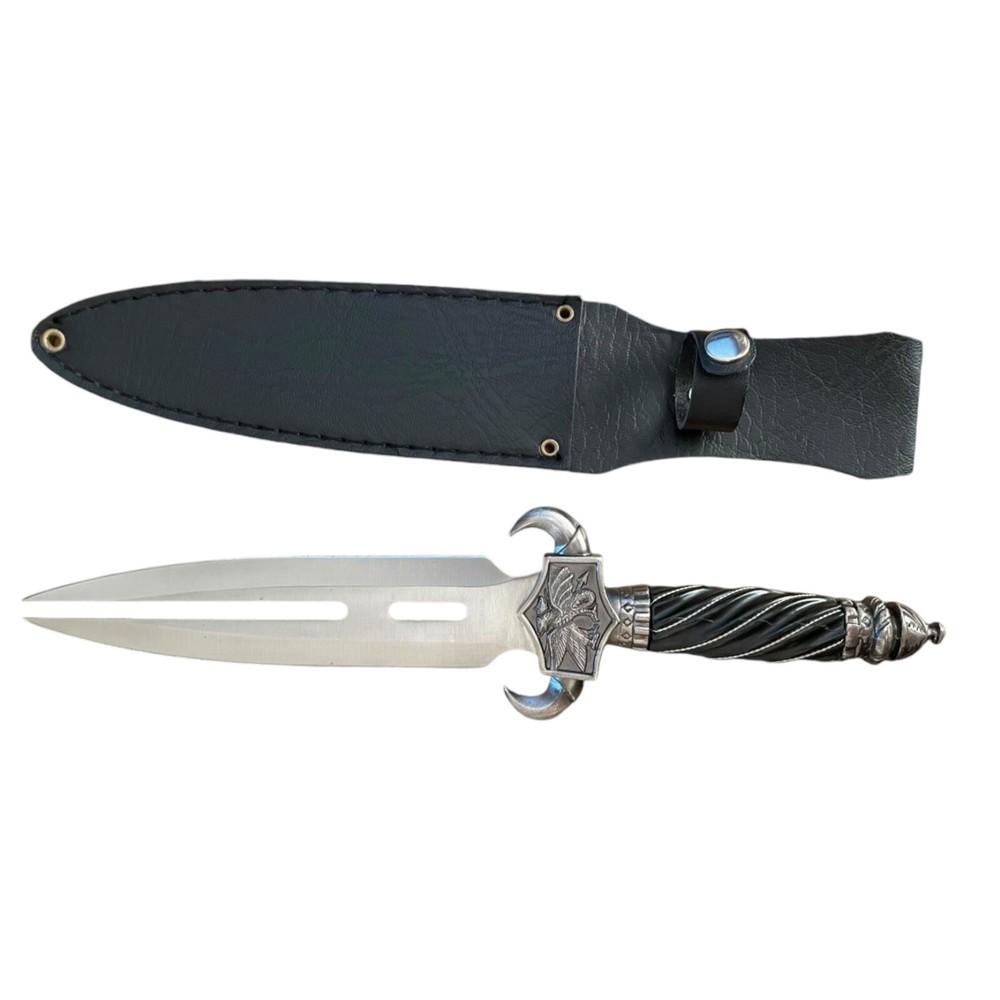 Martial Arts Claw Dagger