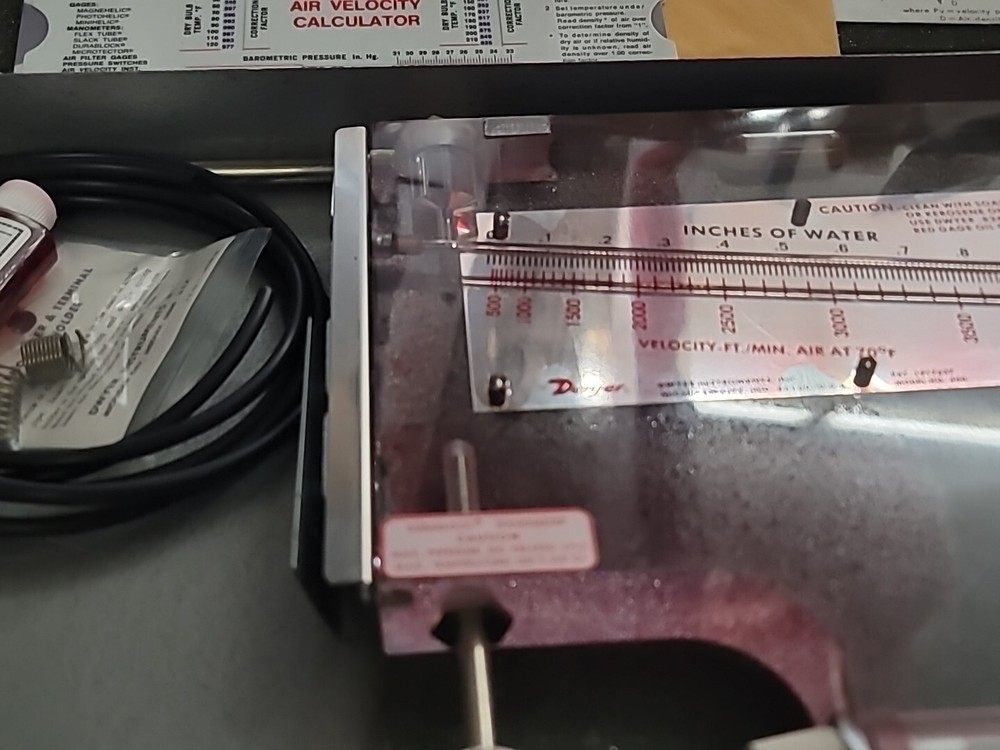 DWYER CONTROLS AIR VELOCITY METER MANOMETER