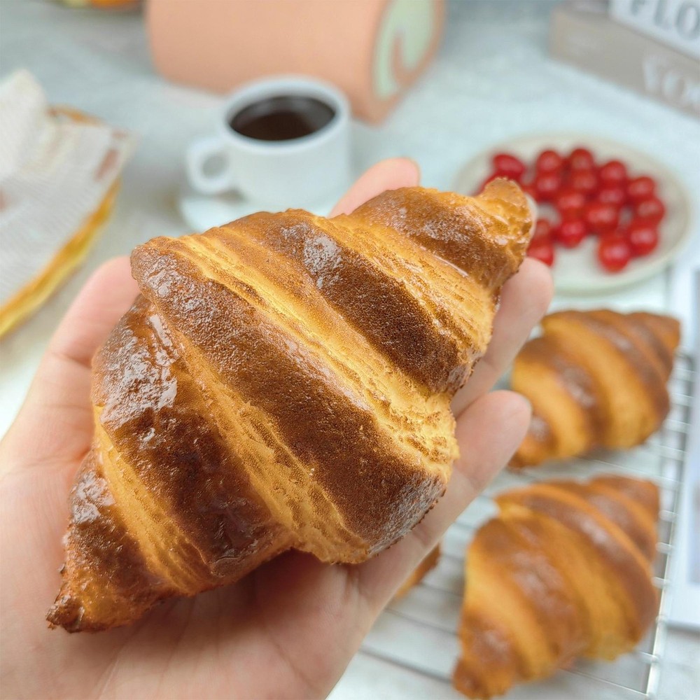 Fake Food Realistic Artificial Croissant Bread Model Bakery Prop Bread Display