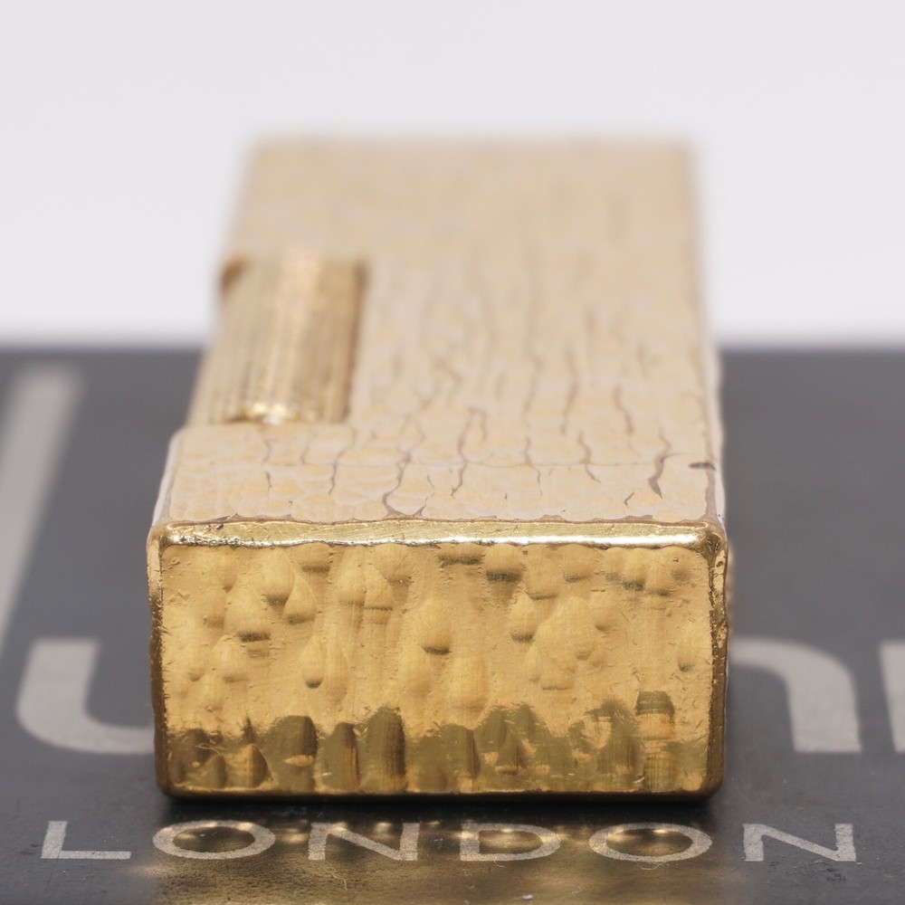 Dunhill Lighter Gold Bark Pattern-Ultrasonically Cleaned_Working
