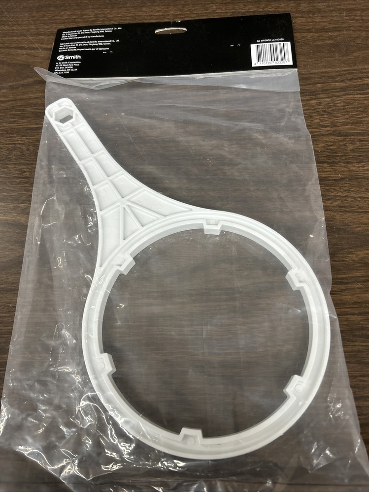 A.O. Smith H: 13.38 W: 7.04 Plumbing Tools Set