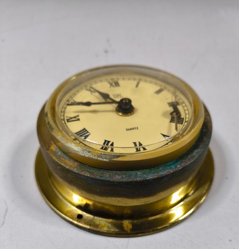 Vintage Quartz Clock - Working, Signs of Use