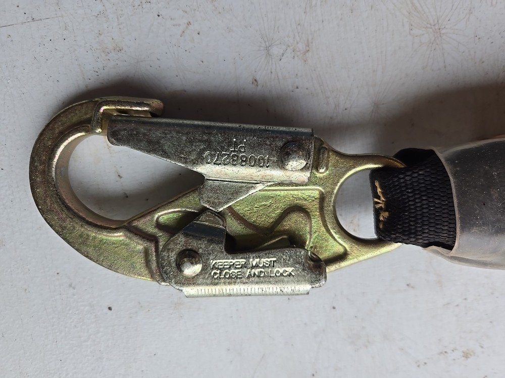 24Inch Locking Rope Grab Laynard