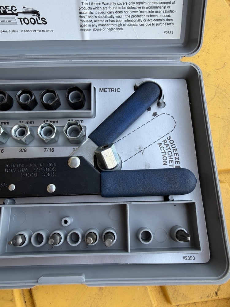 Spec Tools Ratcheting Squeeze Wrench Hand Tool With Case & Bits ( Some Missing)