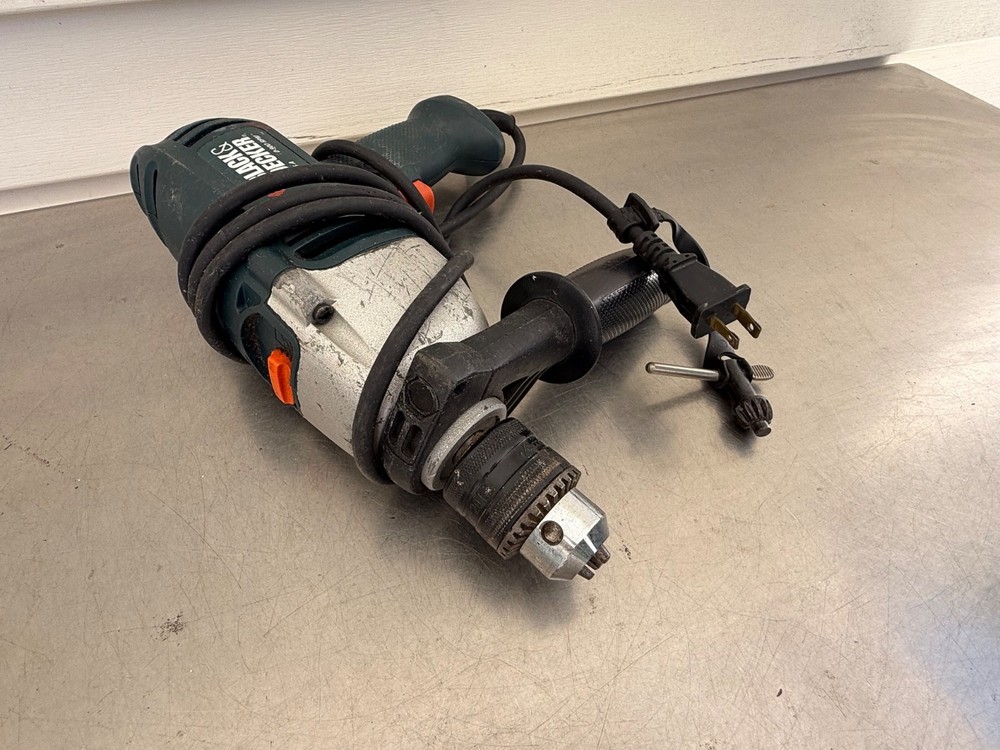 Black & Decker Hammer Drill DR600 Working #G-9