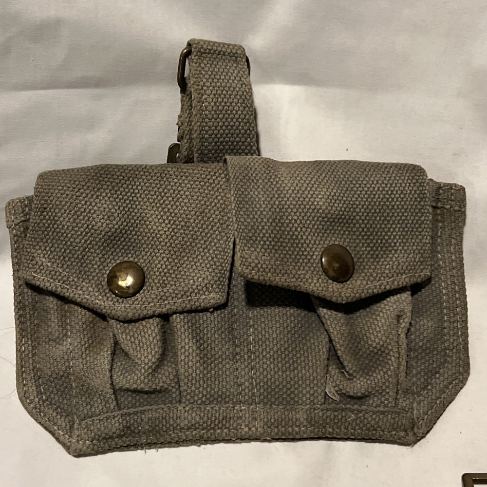 British WW2 Era Army Ammo Pouch