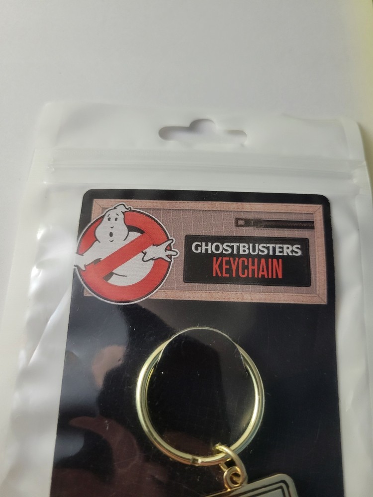 Ghostbusters Stay Puft Pin And Ecto-1 Keychain New