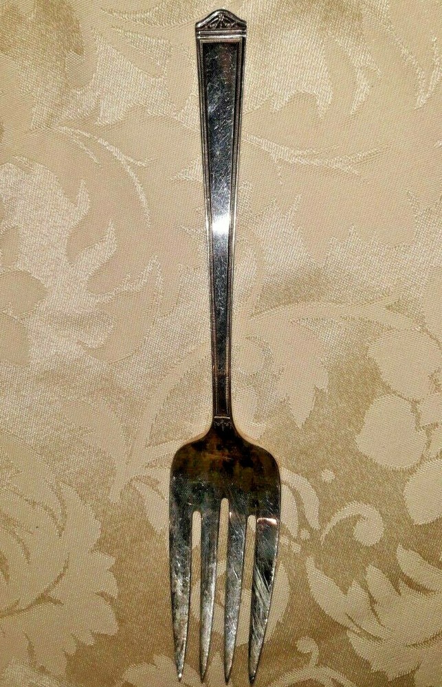 Vintage 1847 Rogers Bros ANNIVERSARY Pattern Silver Plated Serving Fork