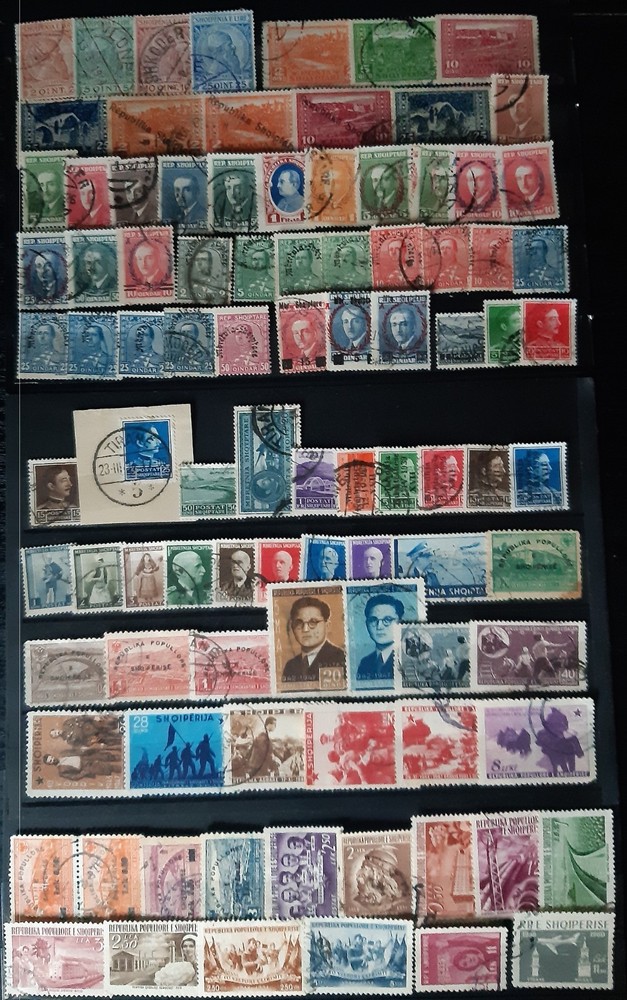 ALBANIA - LOT USED