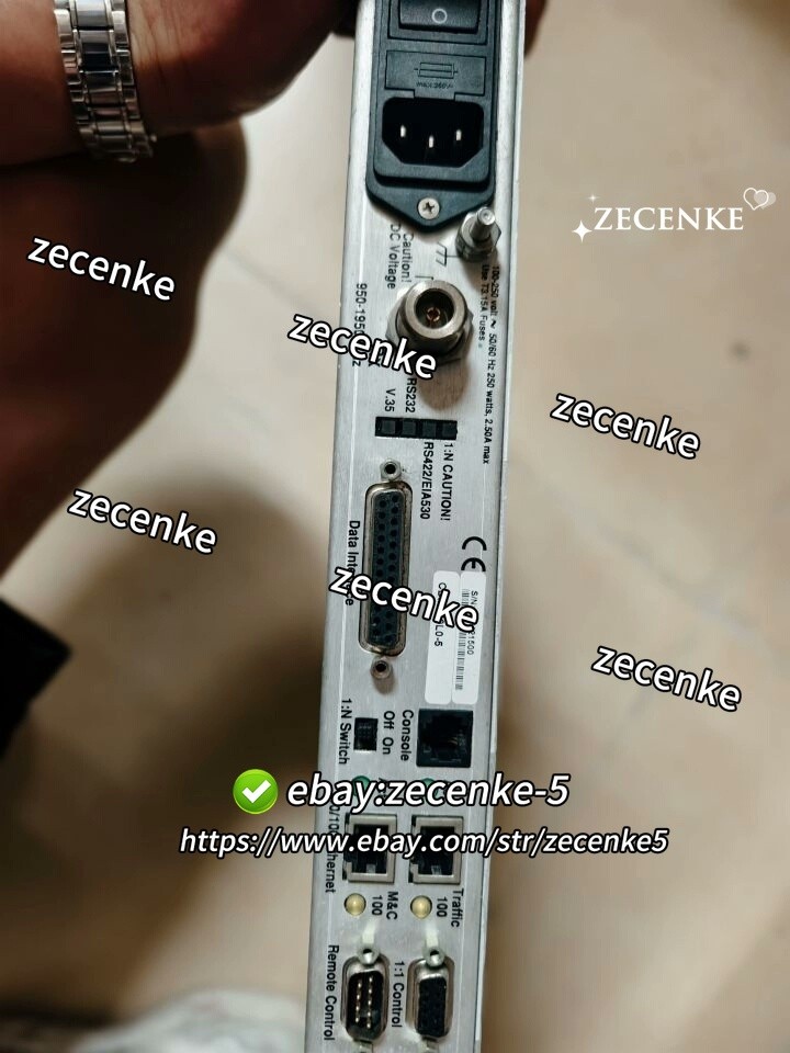 Comtech CDM-570L L-band stallite modem