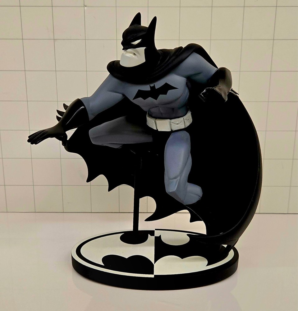 DC Direct - Batman: Black & White (Bruce Timm) 2009