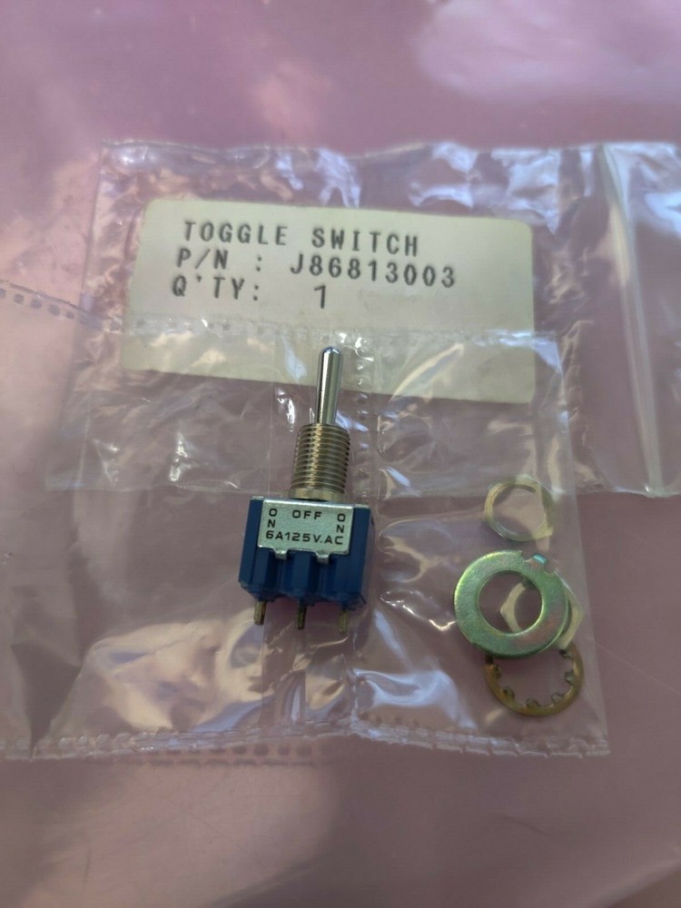 Universal Instruments Toggle Switch J86813003