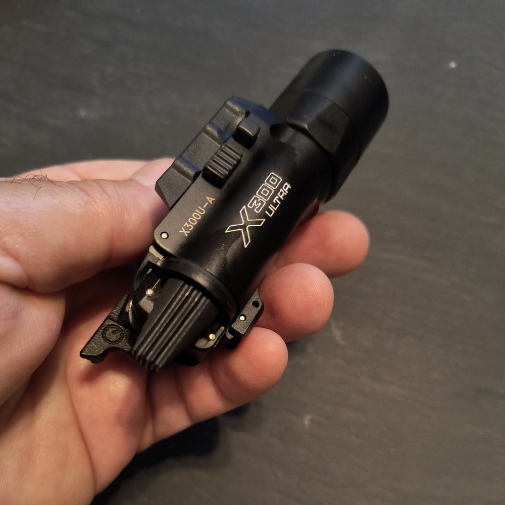 Surefire X300U-A With Emissary Development Paddle Shifter