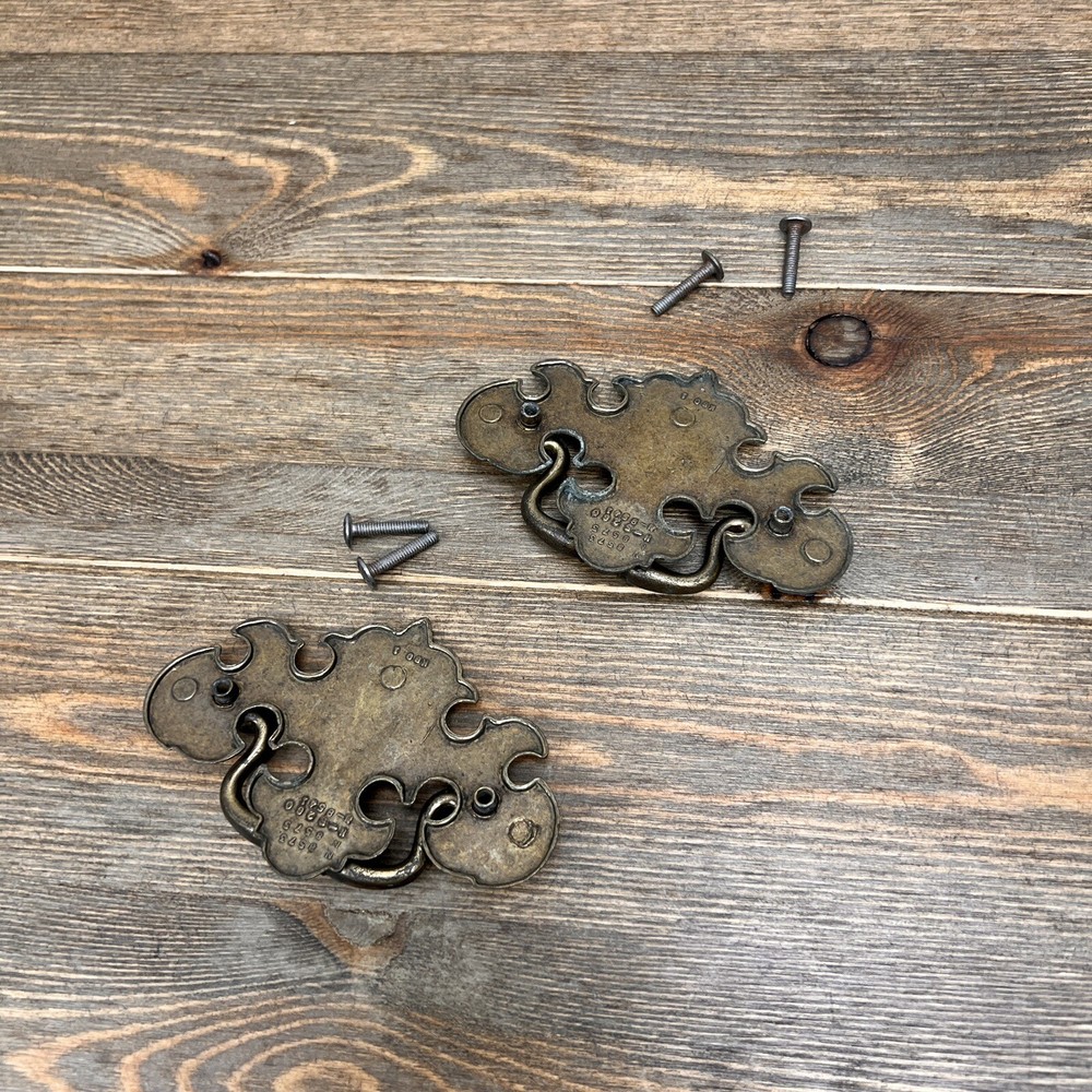 Brass Drawer Pull Chippendale Batwing Drop Pull Pine Cone KCB Keeler Vtg Set 2