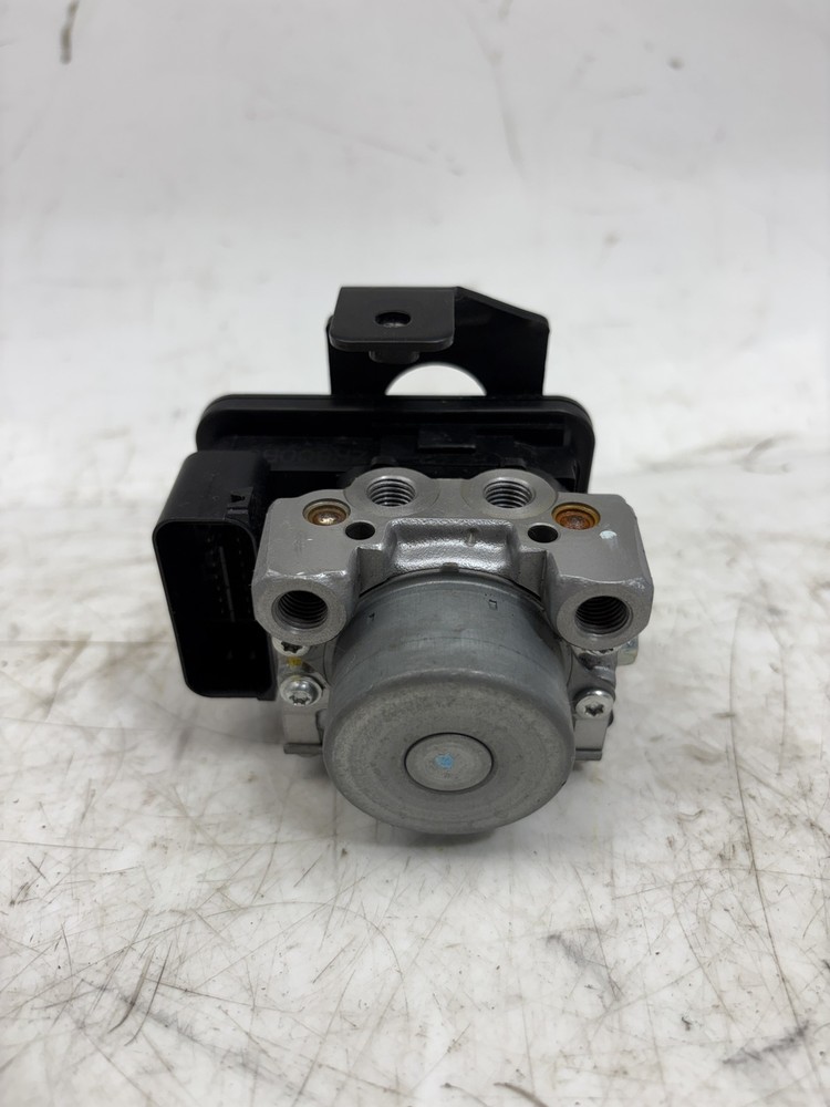 '13-'16 Kawasaki Z800 ABS Pump Module
