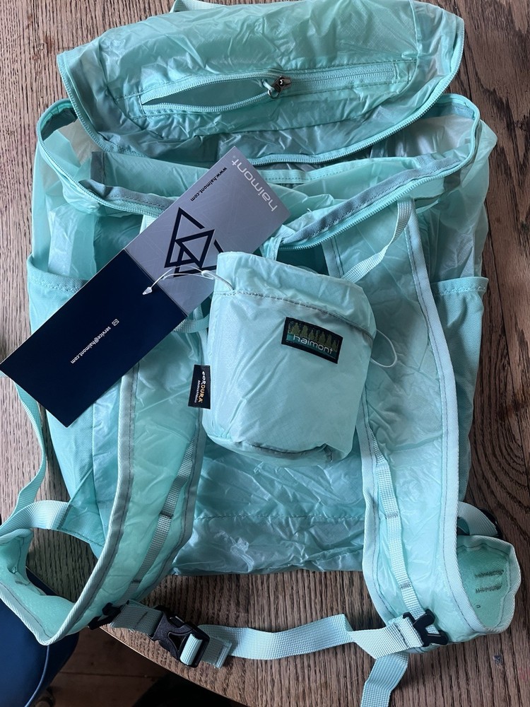New Haimont Lightweight daypack. Compact. Water resistant. Durable.