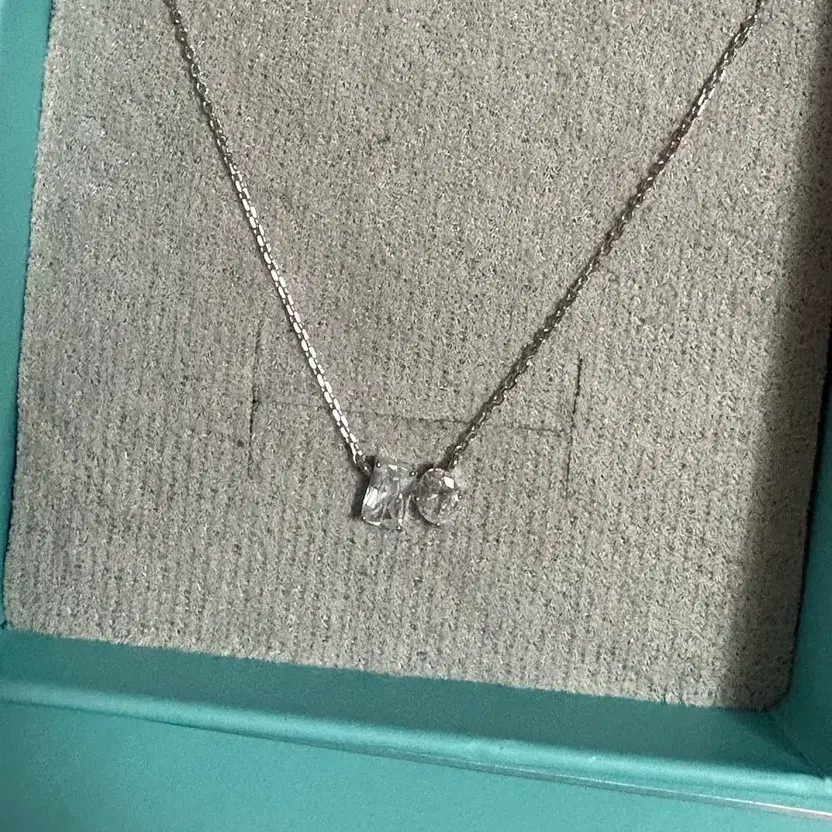 Stonehenge Silver Necklace SC24A32E