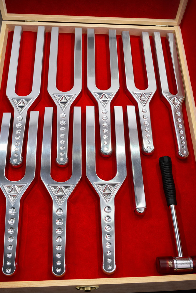 A 216 Hz Third Eye Chakra (Ajna) Tuning Fork – Intuition, Wisdom & Inner Vision