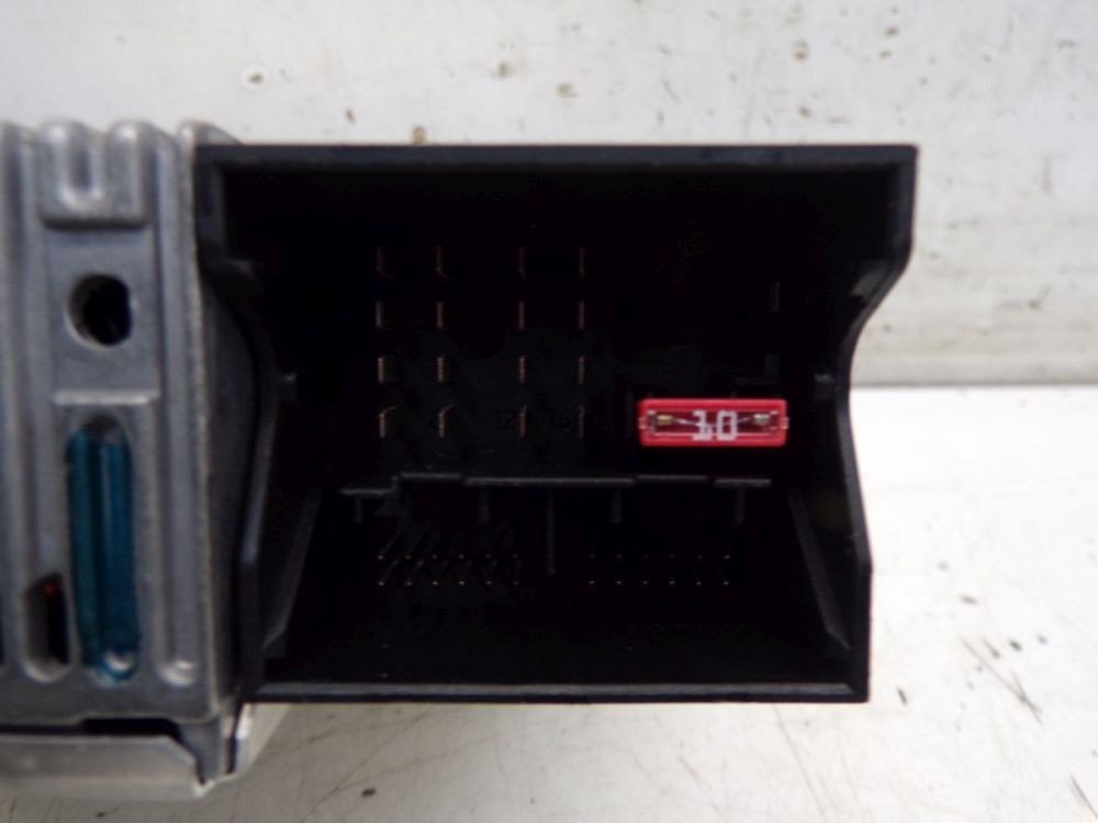 Radio/CD-Wechsler-Kombination Navigation System, Code Not Available!