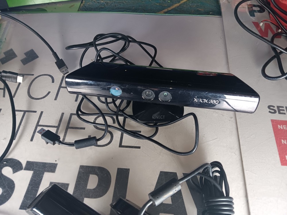 Microsoft XBOX 360 Original Kinect Sensor Bar Camera x 2-Untested-PARTS-READ ALL